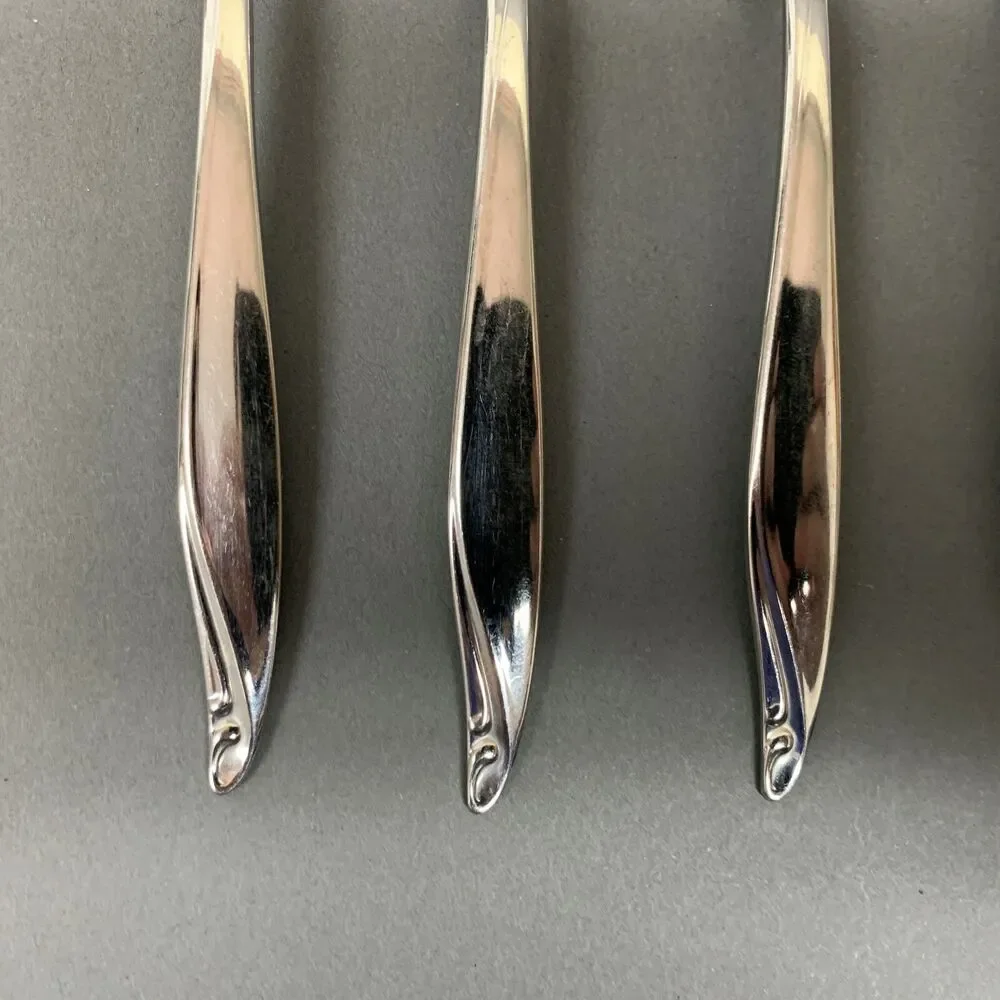 Wm. A. Rogers Oneida Surf Club Stainless Oval Soup Spoons Lot of 6‎